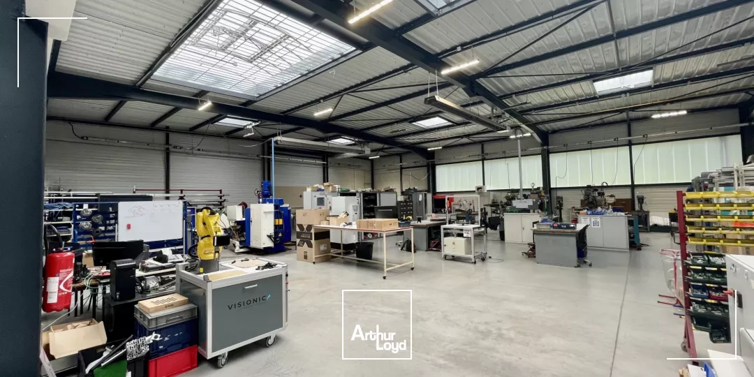 Locaux d'activité à vendre à SAINT ETIENNE DU ROUVRAY 76800