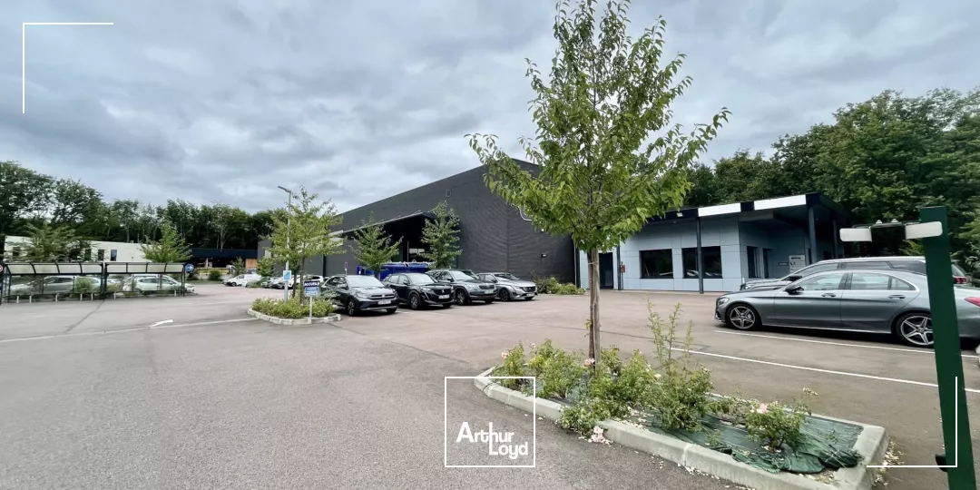 Locaux d'activité à vendre à SAINT ETIENNE DU ROUVRAY 76800