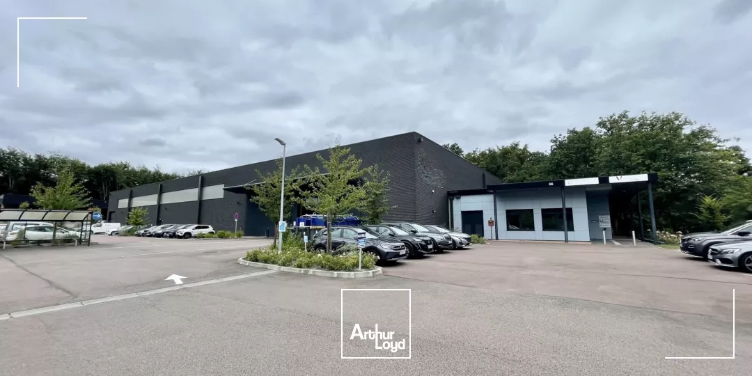 Locaux d'activité à vendre à SAINT ETIENNE DU ROUVRAY 76800