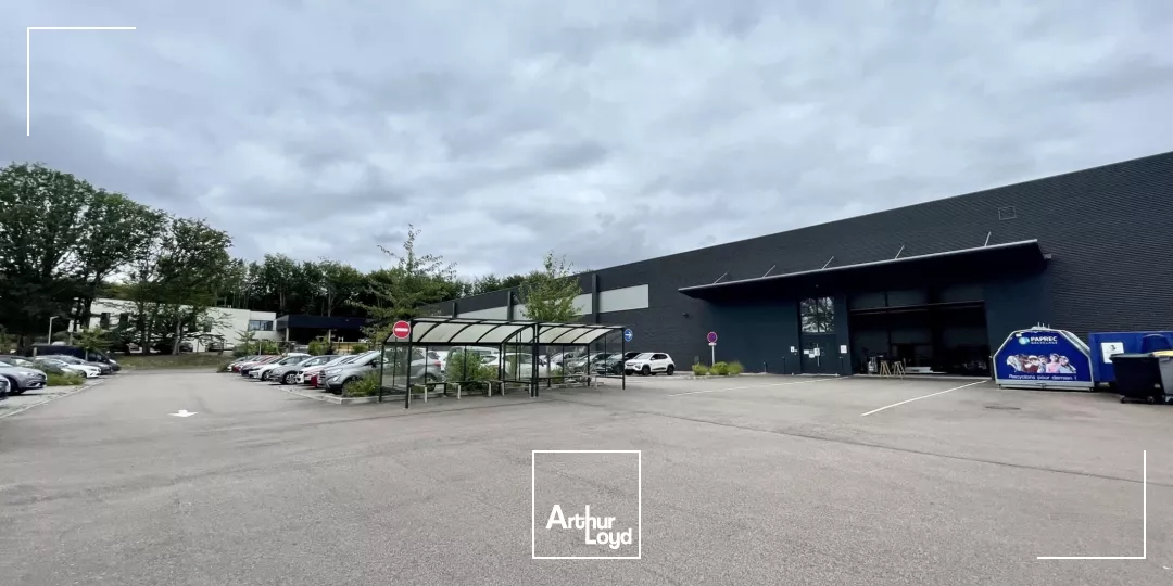 Locaux d'activité à vendre à SAINT ETIENNE DU ROUVRAY 76800