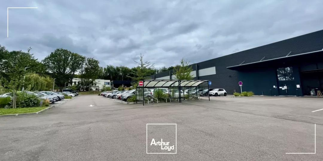 Locaux d'activité à vendre à SAINT ETIENNE DU ROUVRAY 76800