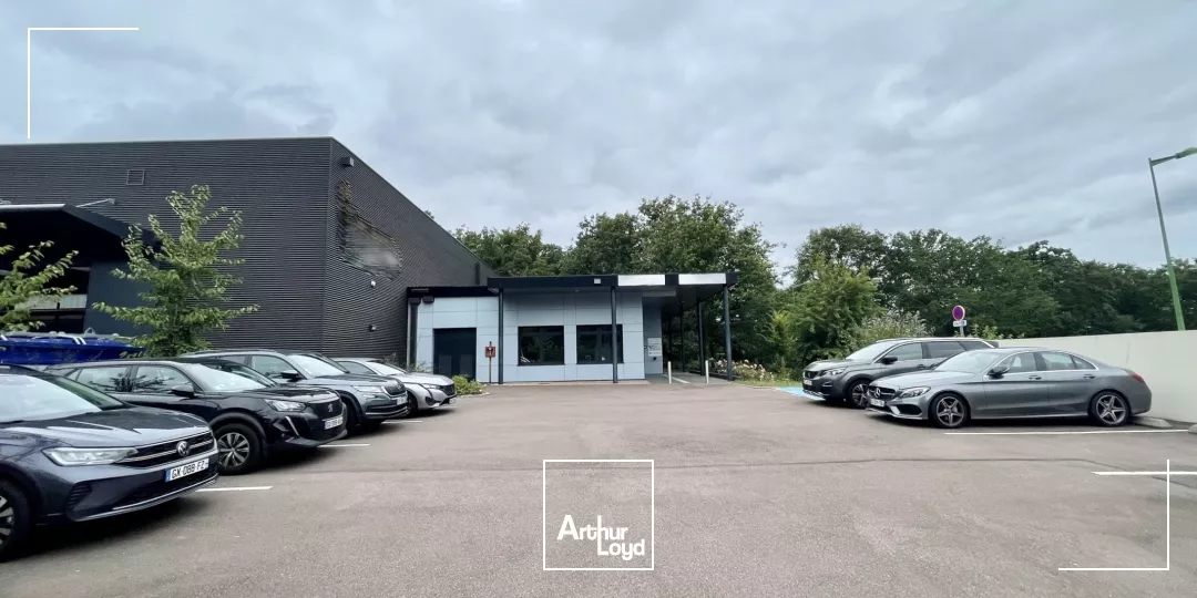 Locaux d'activité à vendre à SAINT ETIENNE DU ROUVRAY 76800