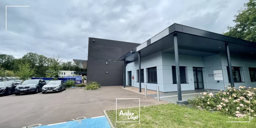 Locaux d'activité à vendre à SAINT ETIENNE DU ROUVRAY 76800