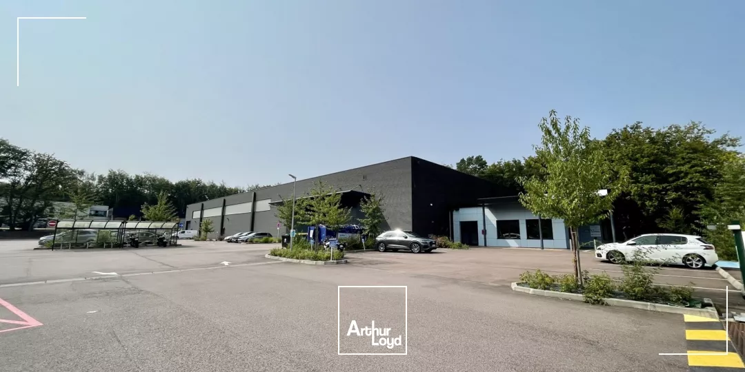 Locaux d'activité à vendre à SAINT ETIENNE DU ROUVRAY 76800