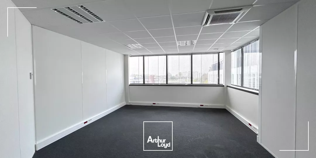 Location - Bureaux de 756 m² divisibles à partir de 252 m² - Lormont ZFU