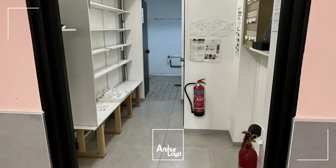 LOCAL COMMERCIAL à LOUER de 58.12 m²