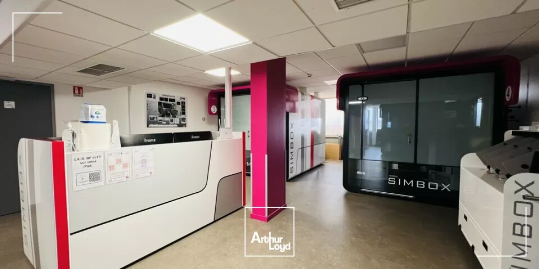 BUREAUX à VENDRE de 1263 m²