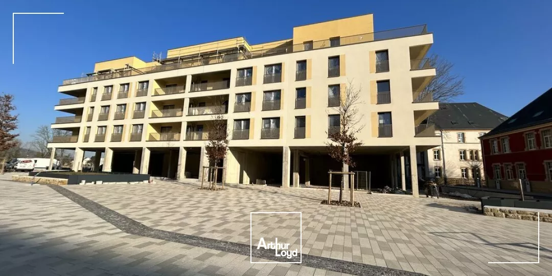 LOCAL COMMERCIAL à VENDRE de 257 m²