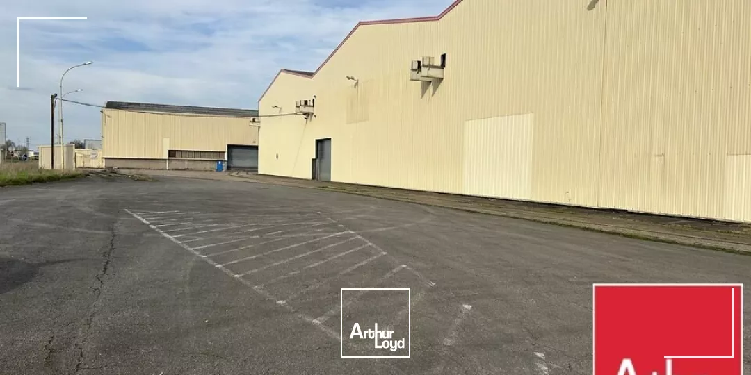 ENTREPOT - ATELIER à LOUER de 472 m²