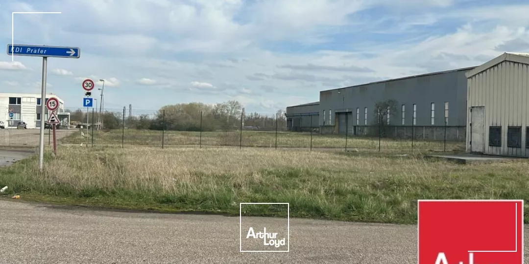 ENTREPOT - ATELIER à LOUER de 472 m²