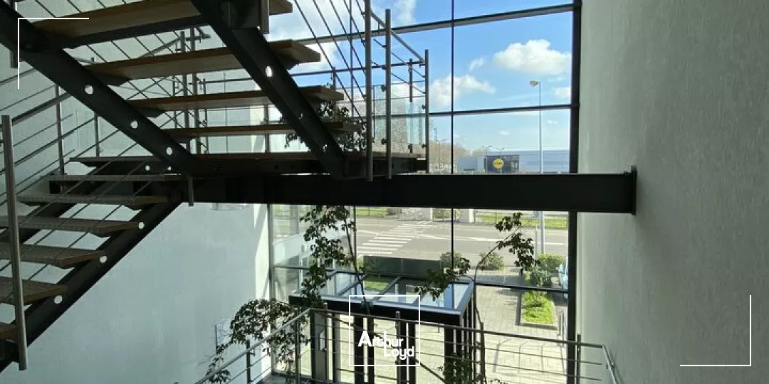 BUREAUX à LOUER de 100 m²