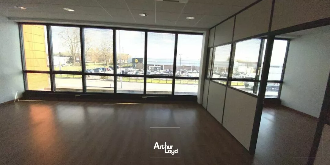 BUREAUX à LOUER de 100 m²
