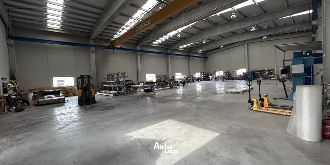 Locaux d'activité à louer - 1515 m2 - Perpignan Nord