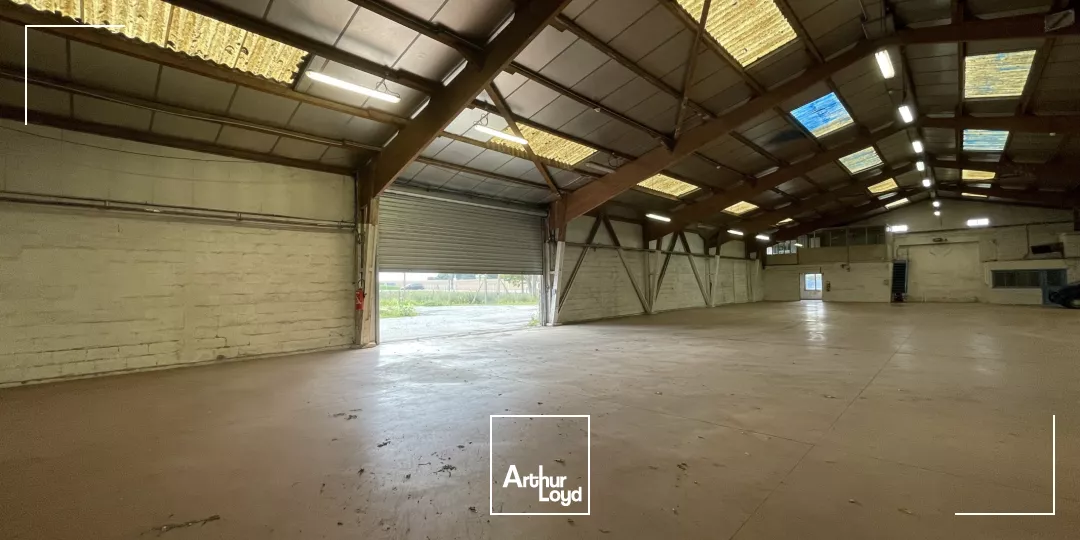 Locaux d'activité à vendre à SYLVAINS LES MOULINS 27240