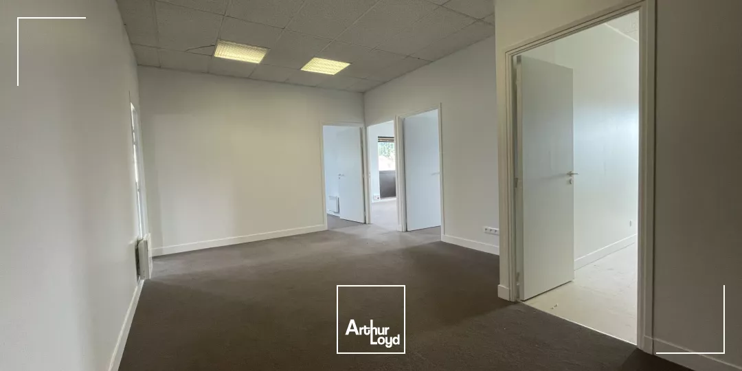 Environ 108m2 de bureaux à louer à Beauvais