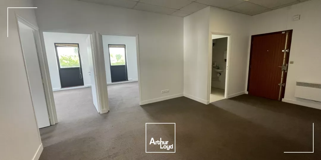 Environ 108m2 de bureaux à louer à Beauvais