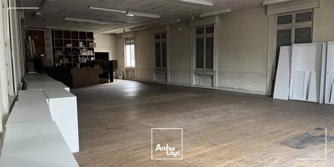 BUREAUX - A LOUER - 170 m2 - CENTRE VILLE DE SAINT QUENTIN