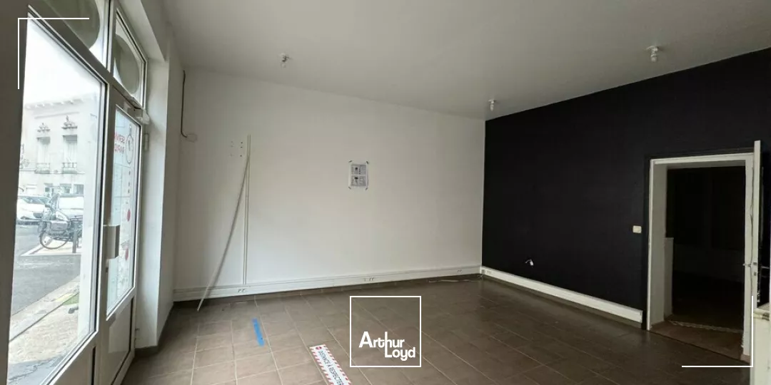 A louer bureaux commerciaux 38 m² / Tours Centre proche Halles