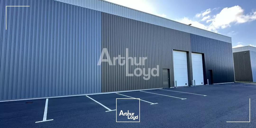 A 5 minutes de la rocade de Rennes - Cellule d'activité neuve