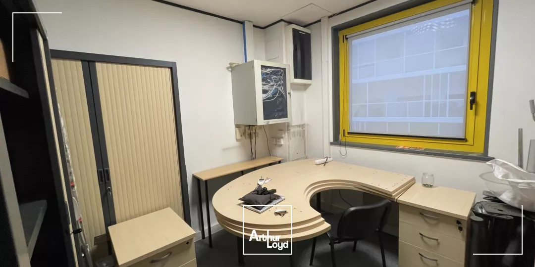 BUREAUX À LOUER-205 M²-QUARTIER DES OLIVETTES