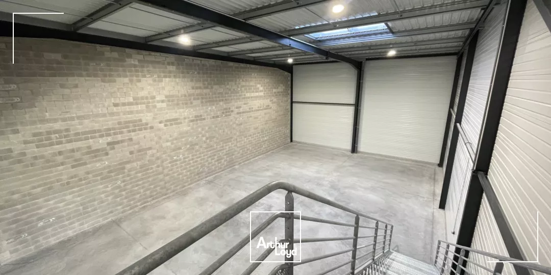 A LOUER - LOCAUX D'ACTIVITÉS NEUFS - 2268 M2 DIVISIBLES - SAINT-QUENTIN