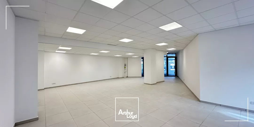 Local commercial à vendre