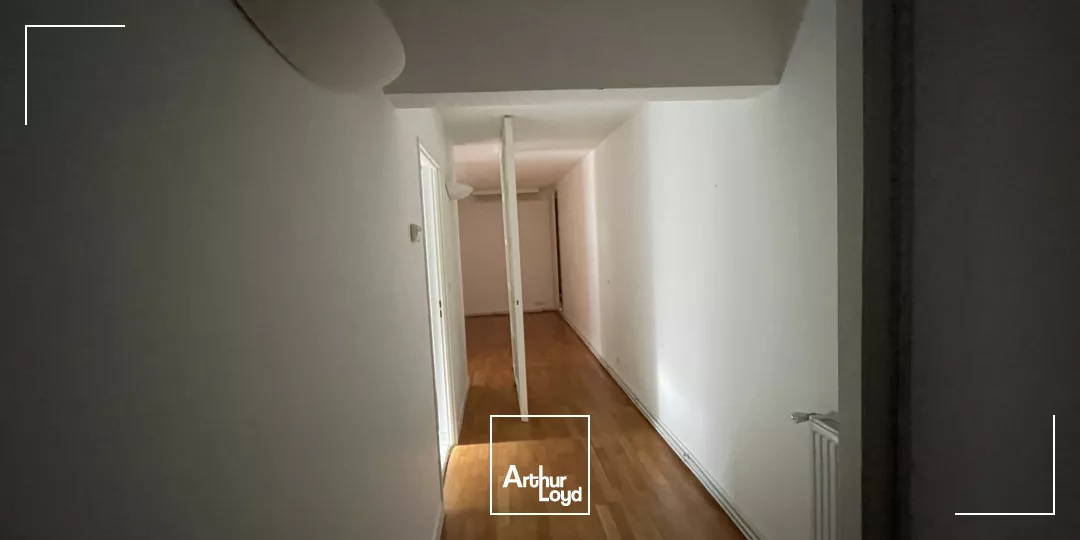 BUREAUX À LOUER-90 M²-QUARTIER MONSELET/PROCÉ