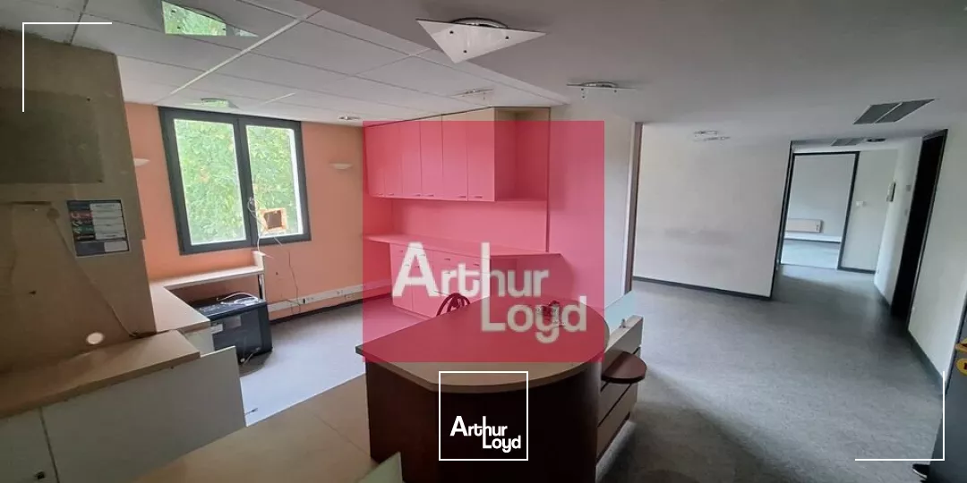 AUBIERE BUREAUX 141M² A VENDRE