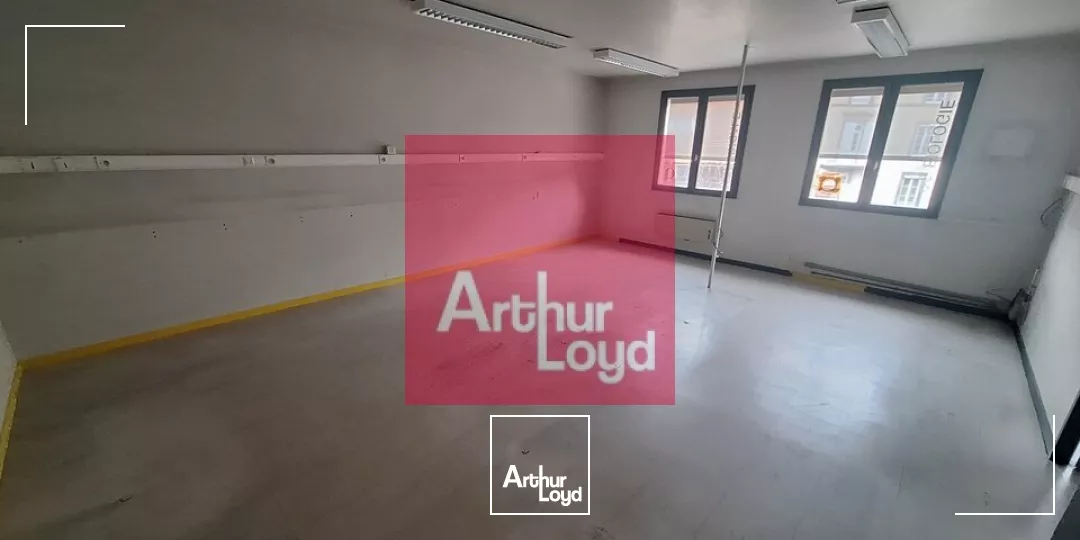 AUBIERE BUREAUX 141M² A VENDRE