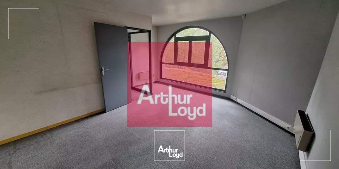 AUBIERE BUREAUX 141M² A VENDRE