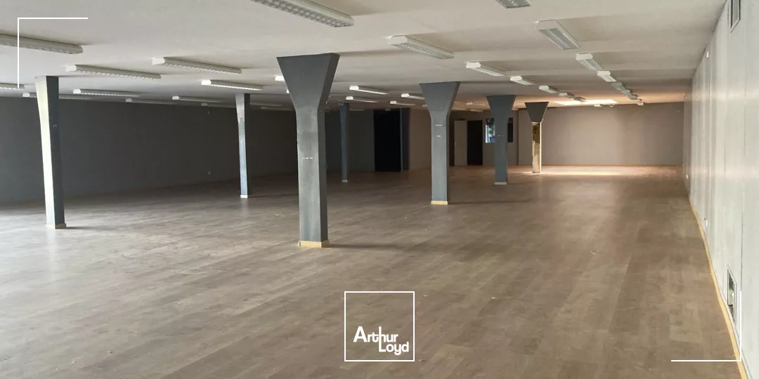 Locaux d'activité à vendre à EVREUX 27000