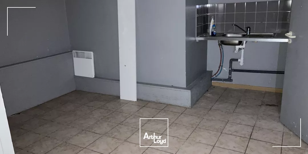 Locaux d'activité à vendre à EVREUX 27000