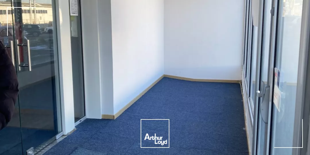 Locaux d'activité à vendre à EVREUX 27000