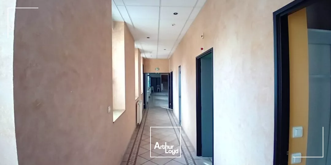 A Louer ensemble immobilier Saint Rémy