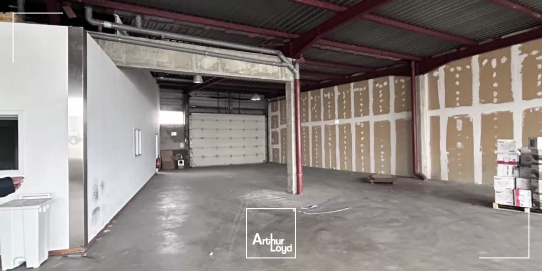 BOURG EN BRESSE - AXE PASSANT - QUARTIER BROU - LOCAL D'ACTIVITE A LOUER