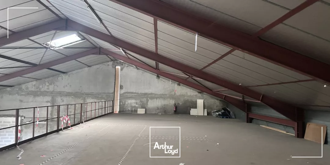 BOURG EN BRESSE - AXE PASSANT - QUARTIER BROU - LOCAL D'ACTIVITE A LOUER