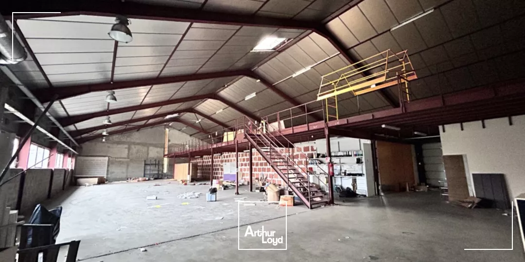 BOURG EN BRESSE - AXE PASSANT - QUARTIER BROU - LOCAL D'ACTIVITE A LOUER