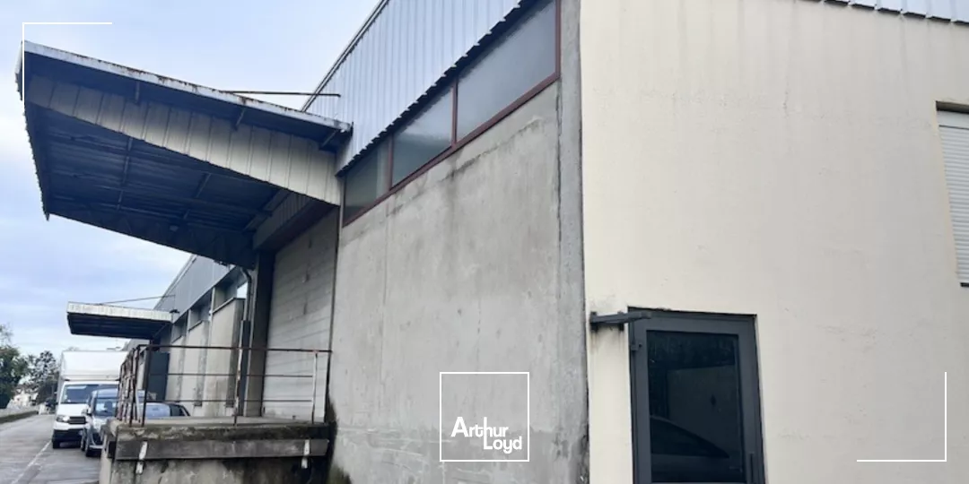 BOURG EN BRESSE - AXE PASSANT - QUARTIER BROU - LOCAL D'ACTIVITE A LOUER