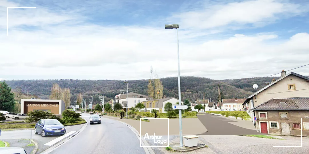 LOCAL COMMERCIAL à VENDRE de 659.72 m²