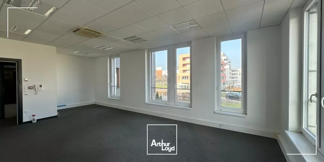 BUREAUX à VENDRE de 38.57 m²