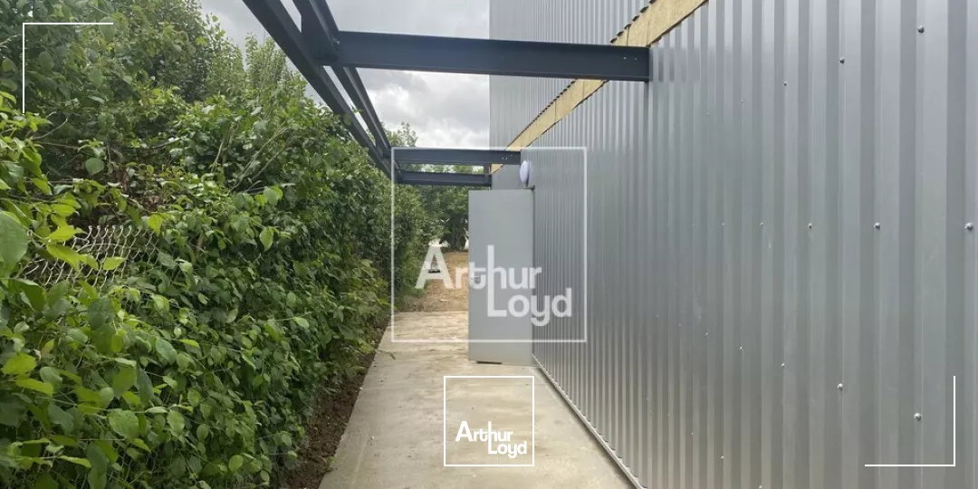 LOCAL NEUF - PRINGY - RARE SUR SECTEUR