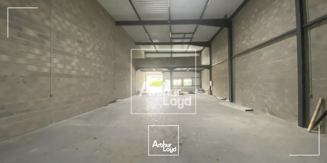 LOCAL NEUF - PRINGY - RARE SUR SECTEUR