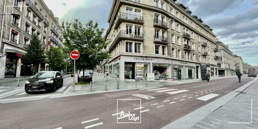 Locaux commerciaux à louer à ROUEN 76000
