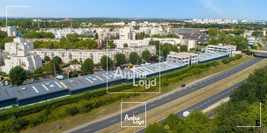 EVRY COURCOURONNES - Bureaux rénovés