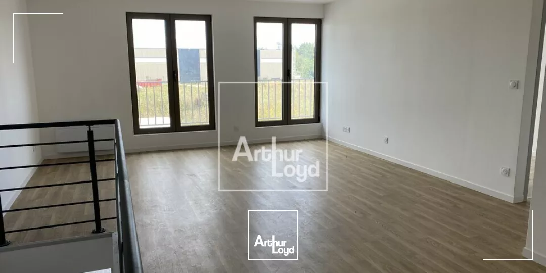 Local d'activité traversant à louer - ETRECHY