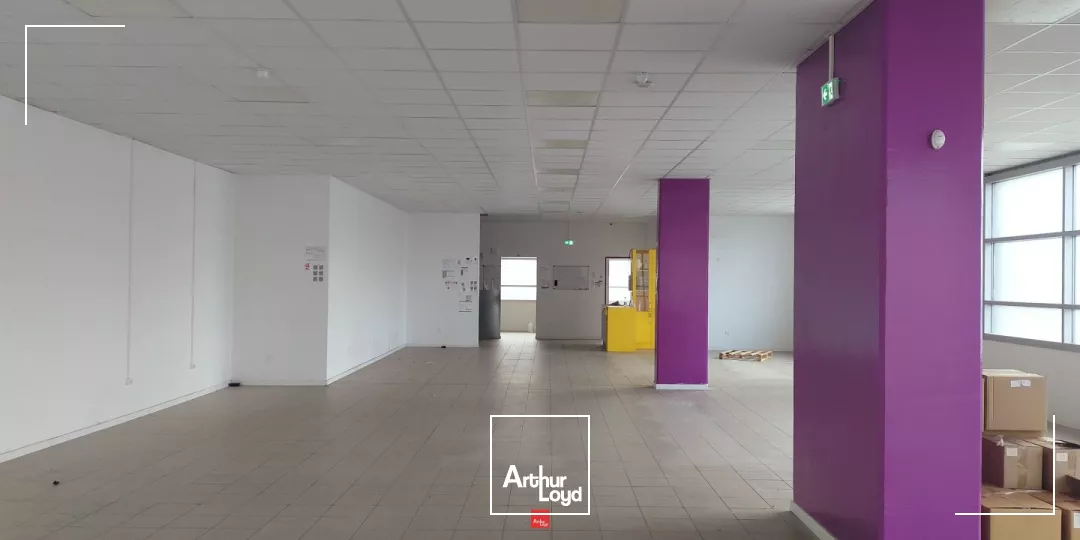 LOCAL COMMERCIAL 348 M²A VENDRE GRENOBLE PROCHE GRAND PLACE
