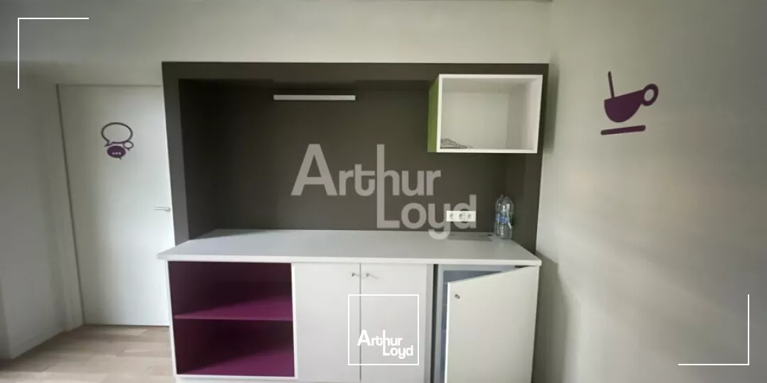 CESSON SEVIGNE - BUREAUX A LA LOCATION - 306m²