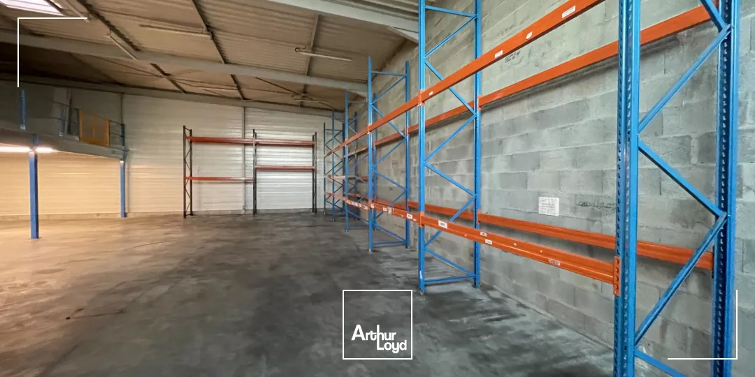 Cellule d'activité + Stockage extérieur 1000m2