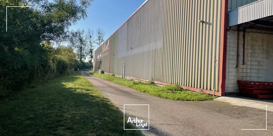 Entrepôts à vendre à VAL DE REUIL 27100