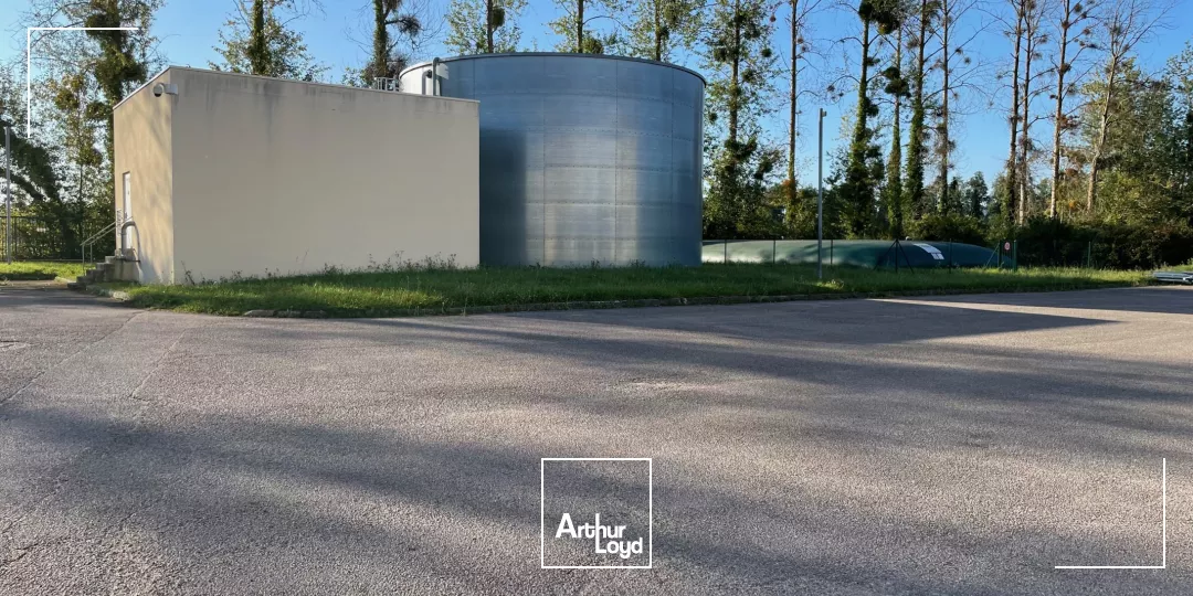 Entrepôts à vendre à VAL DE REUIL 27100